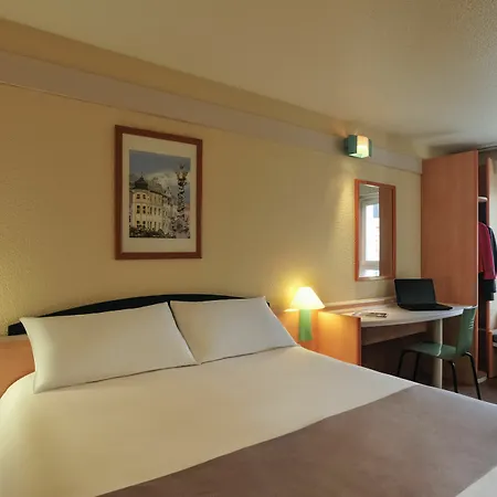 Ibis Styles Sur Centre Cathedrale Hotell