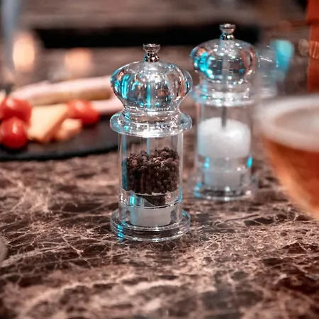 Ibis Styles Sur Centre Cathédrale 3*