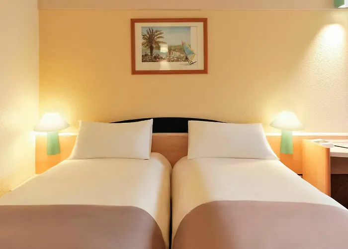 Ibis Styles Sur Centre Cathedrale