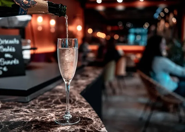 Ibis Styles Sur Centre Cathedrale Hotel